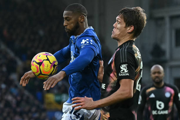 他都不断完 他都不断完